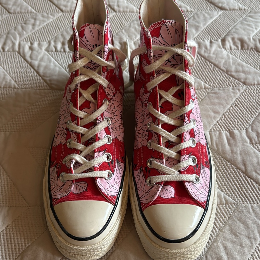 Converse Women's Red & Pink Floral High-Top Sneakers - Picture 3 of 4